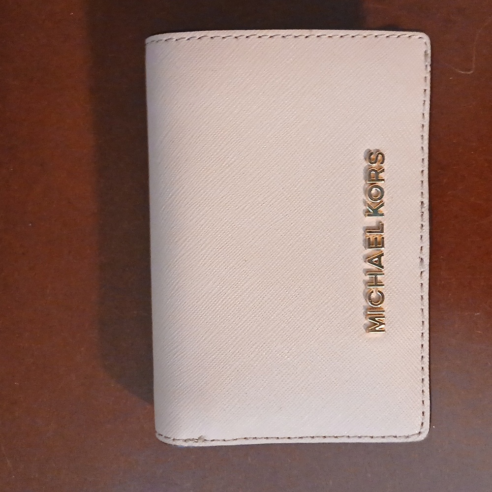 Michael Kors Pink Wallet
